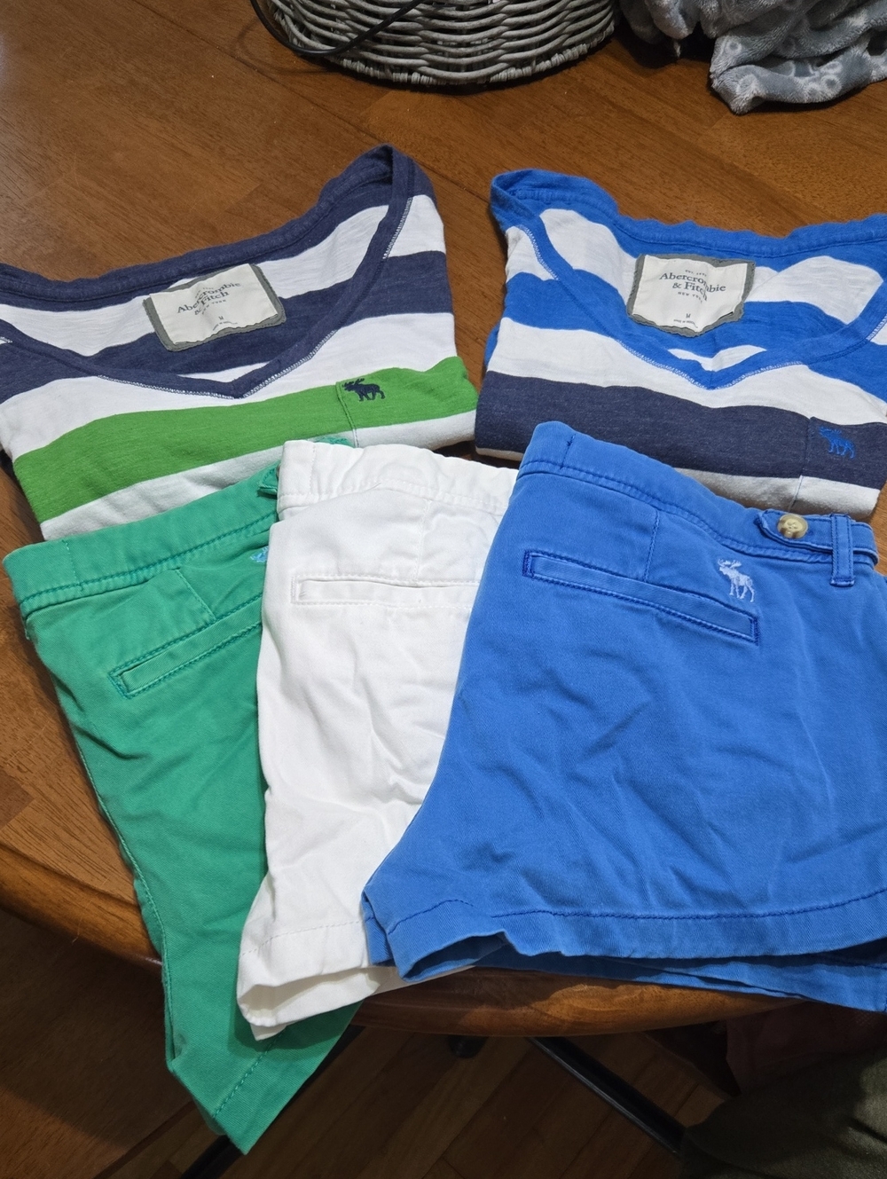Abercrombie & Fitch Tee & Shorts Bundle
